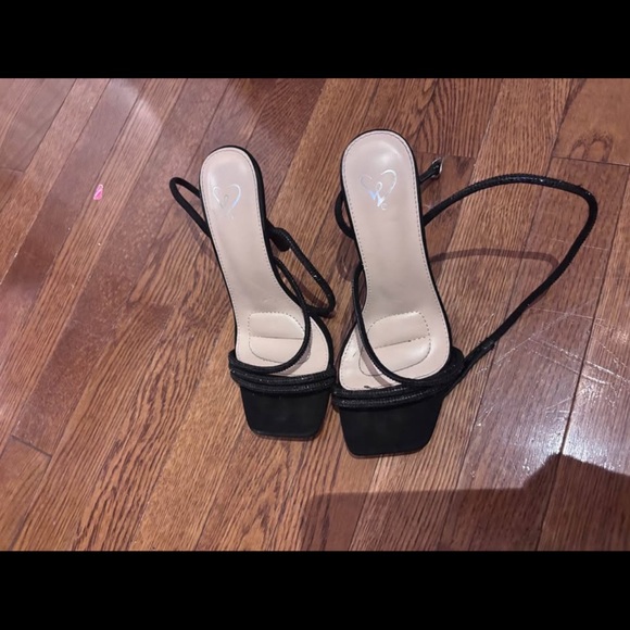 Windsor Black Strappy Heels - Picture 3 of 3